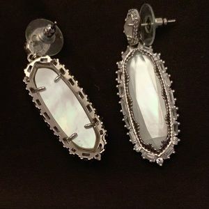 Kendra Scott Pearl Earrings